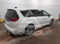2023 Chrysler PACIFICA photo
