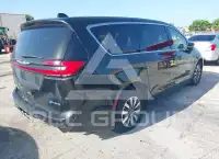 2023 Chrysler PACIFICA фото