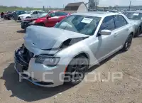 2023 Chrysler 300 фото