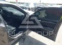2023 Chrysler 300 фото