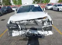 2023 Chrysler 300 фото