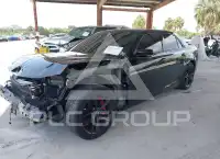 2023 Chrysler 300 фото