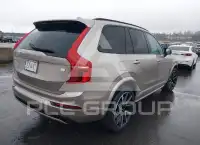 2023 Volvo XC90 фото