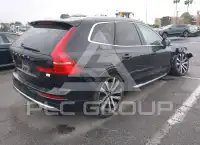 2023 Volvo XC60 photo