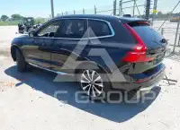 2023 Volvo XC60 фото