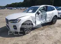 2023 Volvo XC60 photo