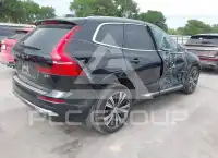 2023 Volvo XC60 фото