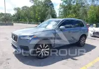 2023 Volvo XC90 фото