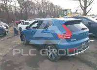 2023 Volvo XC40 photo