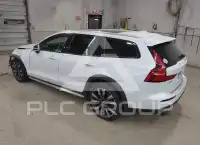 2023 Volvo V60 фото