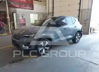2023 Volvo XC40 photo