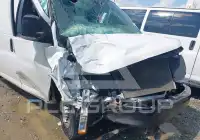 2023 GMC Savana фото