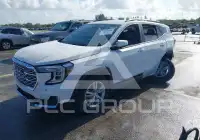 2023 GMC TERRAIN photo