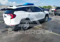 2023 GMC TERRAIN photo