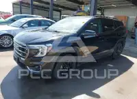 2023 GMC TERRAIN photo