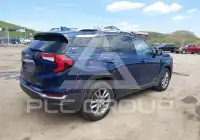 2023 GMC TERRAIN photo