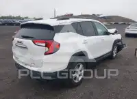 2023 GMC TERRAIN photo