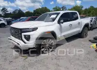 2023 GMC CANYON photo