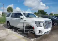 2023 GMC YUKON фото
