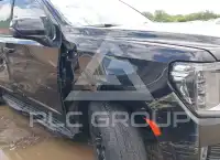 2023 GMC YUKON photo