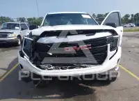 2023 GMC Sierra photo
