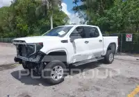 2023 GMC Sierra фото