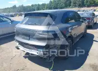 2023 Porsche Cayenne photo