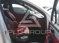 2023 Porsche MACAN photo
