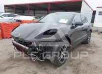 2023 Porsche MACAN photo