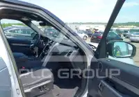2023 Land Rover Discovery photo