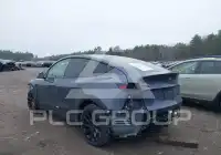 2023 Tesla Model Y фото