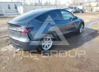 2023 Tesla Model Y фото