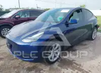 2023 Tesla Model Y фото