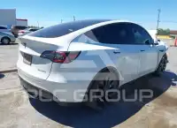 2023 Tesla Model Y фото