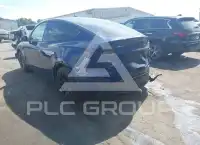 2023 Tesla Model Y фото