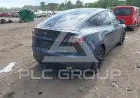 2023 Tesla Model Y фото