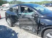 2023 Tesla Model Y фото