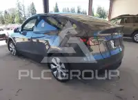 2023 Tesla Model Y фото