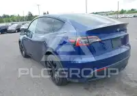 2023 Tesla Model Y фото