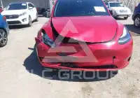 2023 Tesla Model Y фото