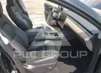 2023 Tesla Model Y фото