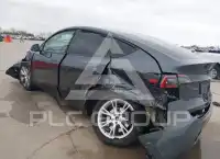 2023 Tesla Model Y фото