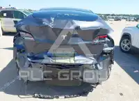 2023 Tesla Model Y фото
