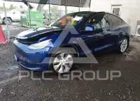2023 Tesla Model Y фото