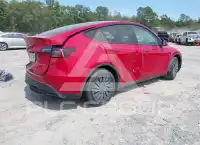 2023 Tesla Model Y фото