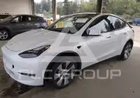 2023 Tesla Model Y фото