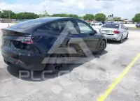 2023 Tesla Model Y фото