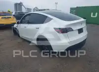 2023 Tesla Model Y фото