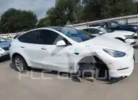 2023 Tesla Model Y фото