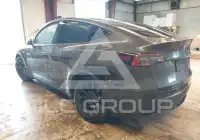 2023 Tesla Model Y фото